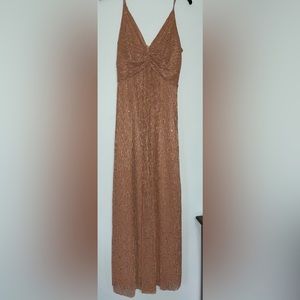 Gorgeous maxi dress, perfect for a dressy occasion!